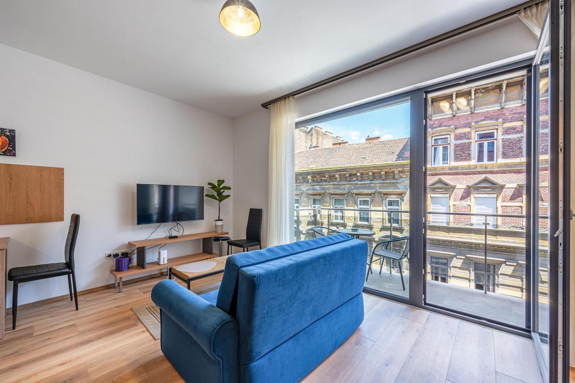 Csengery Apartament *